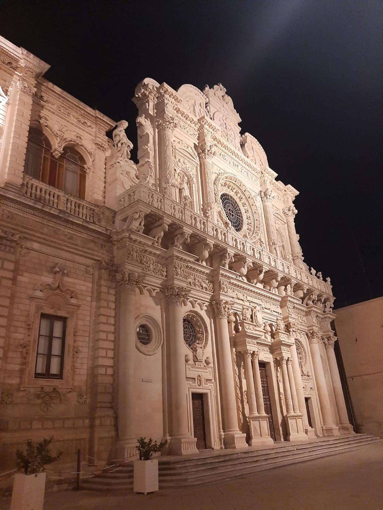 La Dimora Del Pumo Lecce Exterior foto
